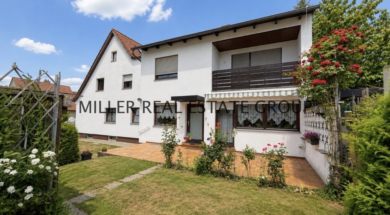 Zwei Häuser auf einem Grundstück in Ingolstadt – mit Garten & Entwicklungspotenzial!