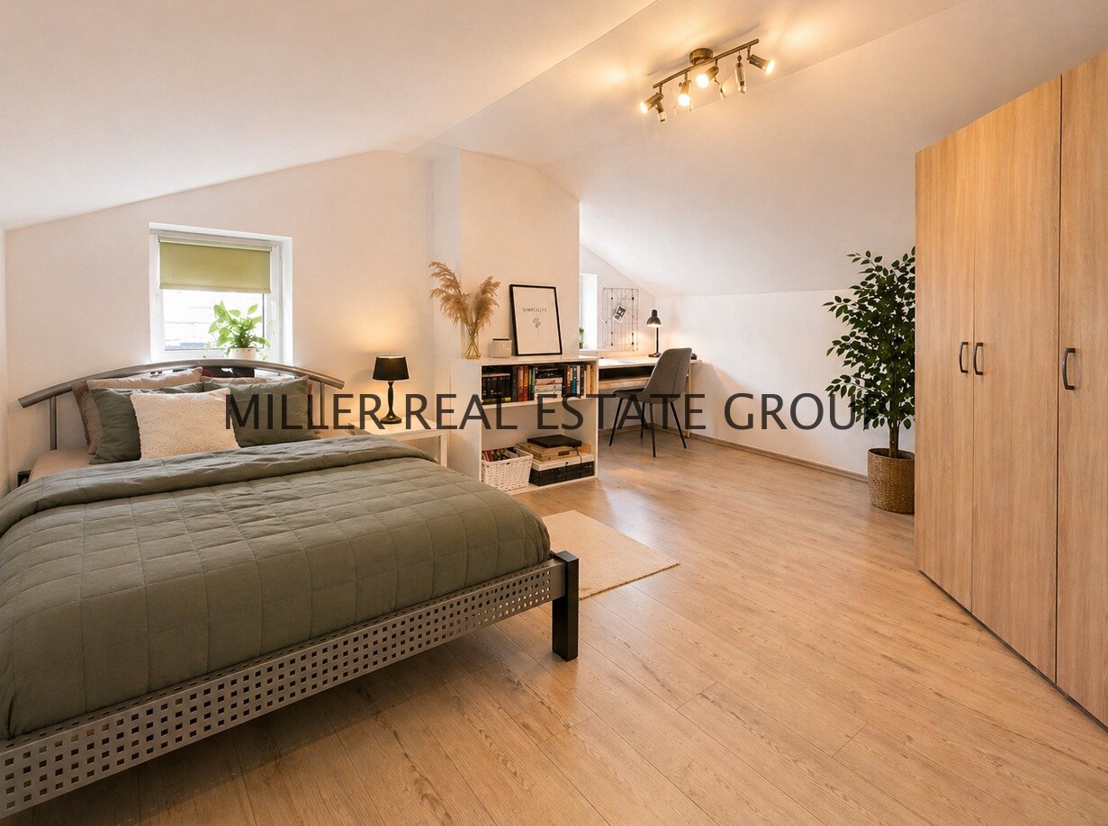 Zweifamilienhaus in Altmannstein kaufen – zwei Wohneinheiten, große Terrassen, Garten & Entwicklungspotenzial im Altmühltal!