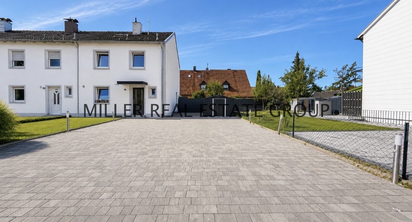 Modernisiertes Reiheneckhaus in Neuburg an der Donau – großzügiges Familienwohnen mit Garten, zwei Terrassen, Balkon & fünf Stellplätzen!