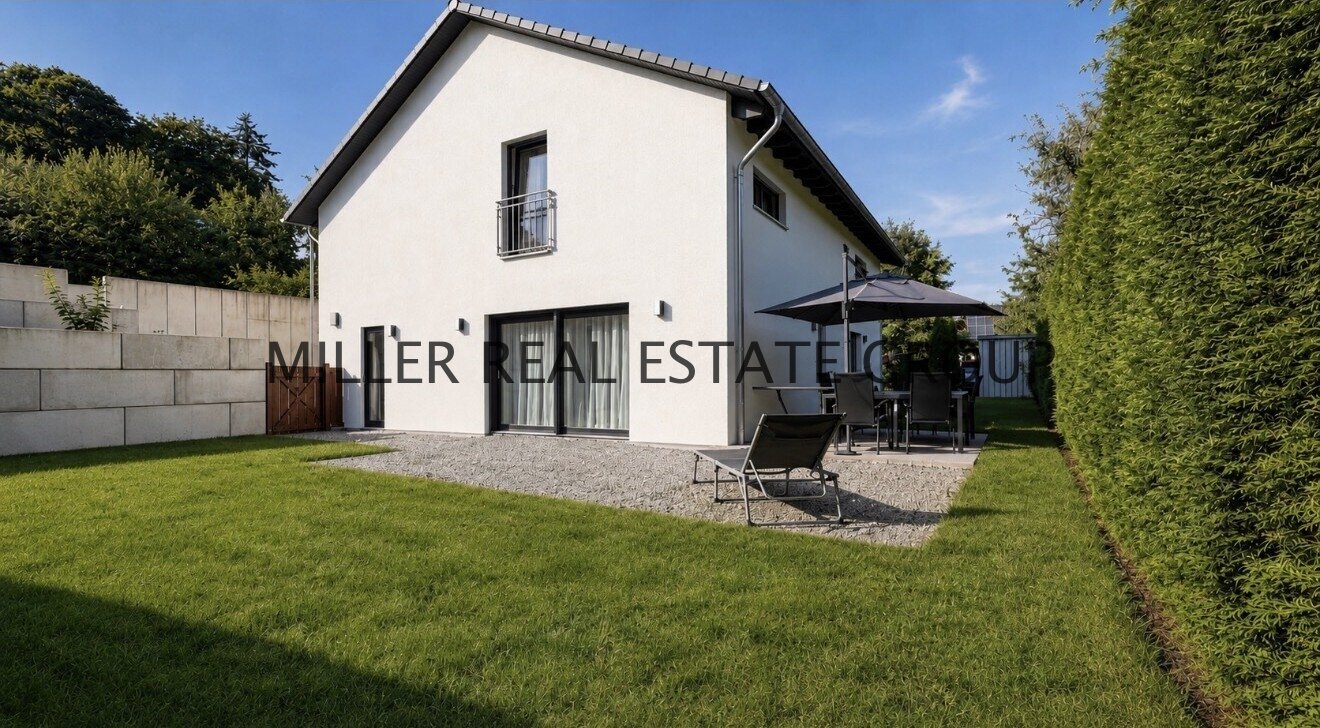 Außergewöhnlich wohnen in Riedenburg-Haidhof – modernes Zuhause mit Einliegerwohnung, viel Privatsphäre & ca. 198 m² Wohnkomfort!