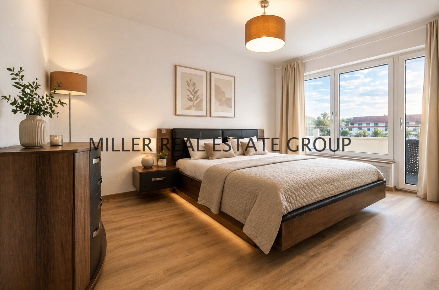 Reiheneckhaus in Neuburg an der Donau – modernes Familienwohnen auf ca. 149 m² mit Traumgarten, 2 Terrassen, Balkon & 5 Stellplätzen!
