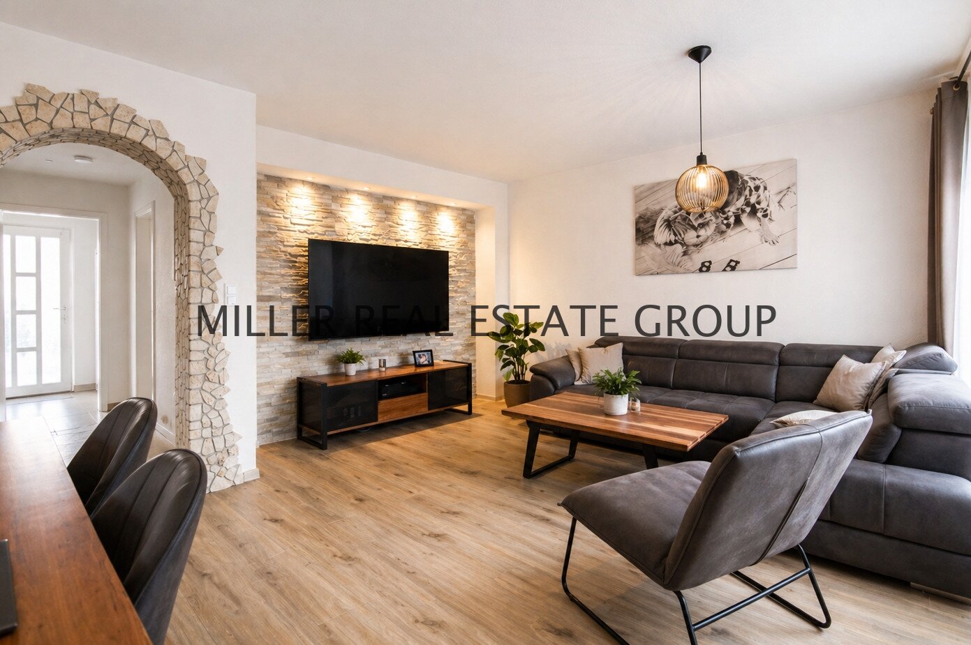Reiheneckhaus in Neuburg an der Donau – modernes Familienwohnen auf ca. 149 m² mit Traumgarten, 2 Terrassen, Balkon & 5 Stellplätzen!