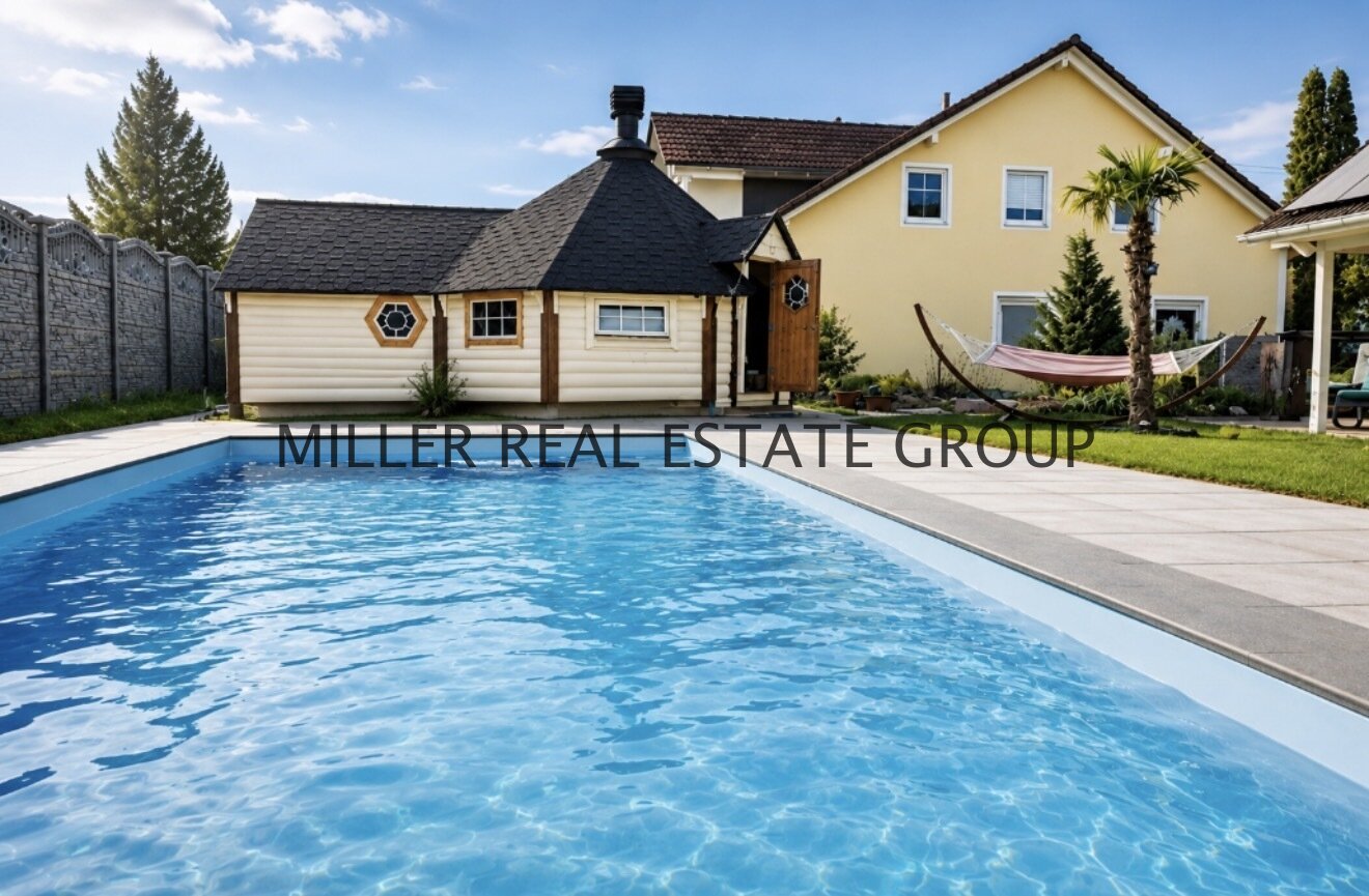 PRIVATES WOHNRESORT IN ALTMANNSTEIN-PONDORF – EINFAMILIENHAUS MIT BEHEIZTEM POOL, SAUNA, GRILLKOTA, PV-ANLAGE & SÜDWEST-TERRASSE!