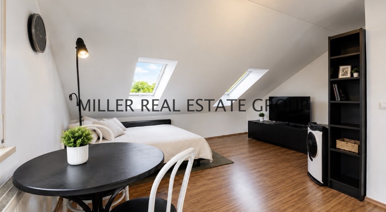 1-Zimmer-Dachgeschosswohnung in Ingolstadt-Friedrichshofen – ruhige zweite Reihe mit Tiefgaragenstellplatz!