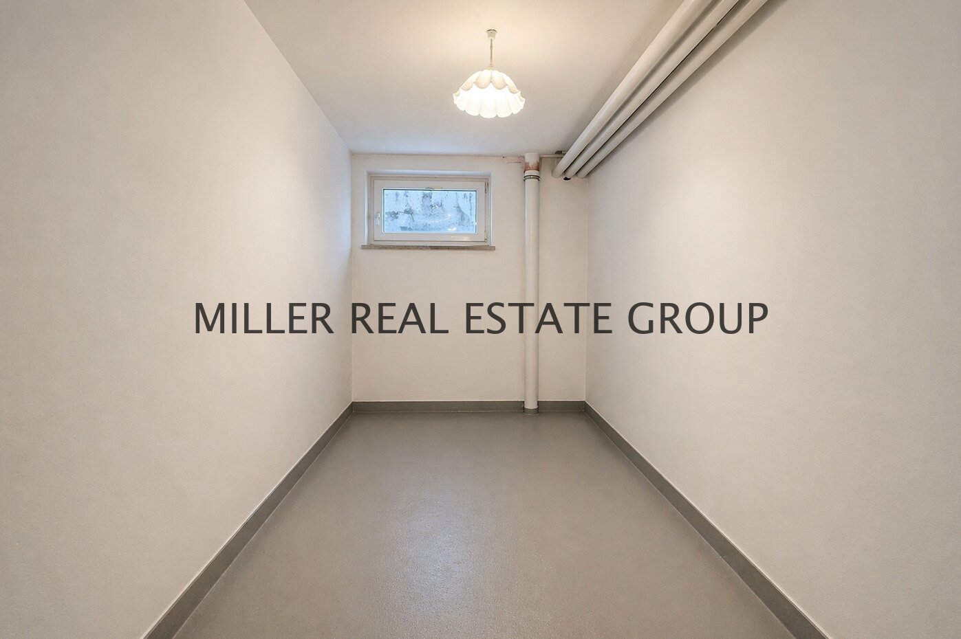 3-Zimmer-Eigentumswohnung in Ingolstadt-Süd – Südwestbalkon, Einbauküche & Carport nahe Hauptbahnhof!