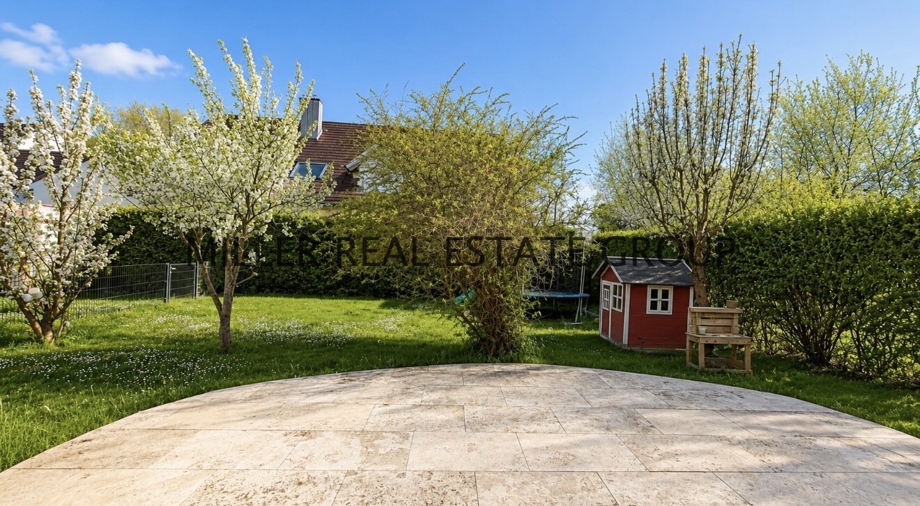 ZWEI HÄUSER. EIN ANWESEN. VIELE PERSPEKTIVEN. – Bezugsfreies Doppelhaus-Ensemble in Großmehring mit ca. 238 m² Wfl., großem Garten & Doppelgarage!