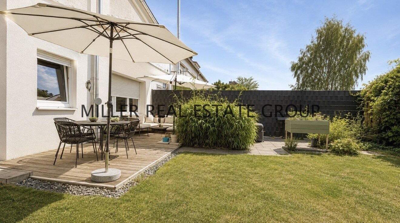 Reiheneckhaus in Neuburg an der Donau – modernes Familienwohnen auf ca. 149 m² mit Traumgarten, 2 Terrassen, Balkon & 5 Stellplätzen!