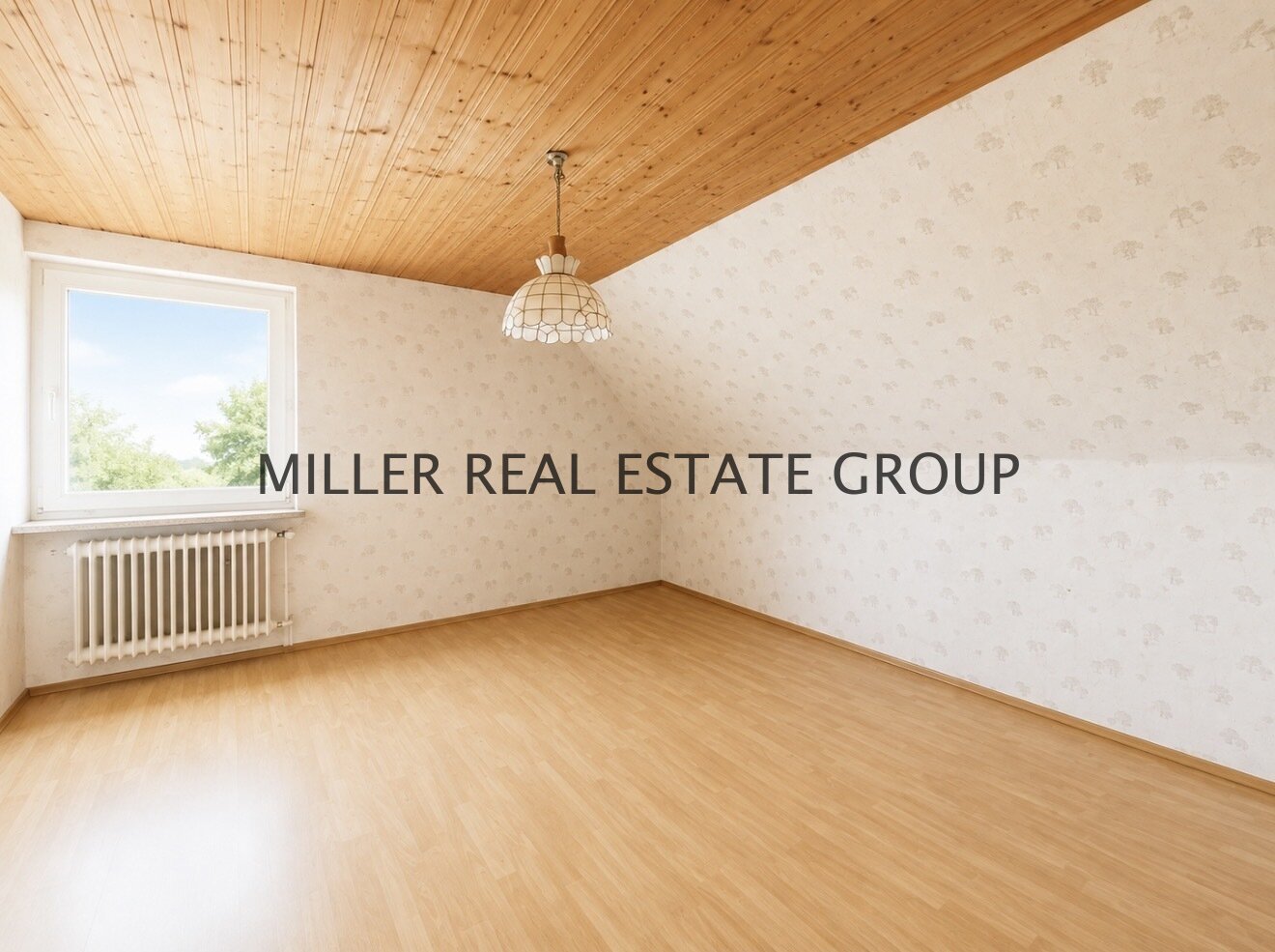 Wohnen & Arbeiten im Grünen – Einfamilienhaus mit ca. 216 m² Lagerhalle, Werkstatt & großem Grundstück in Rennertshofen-Treidelheim!