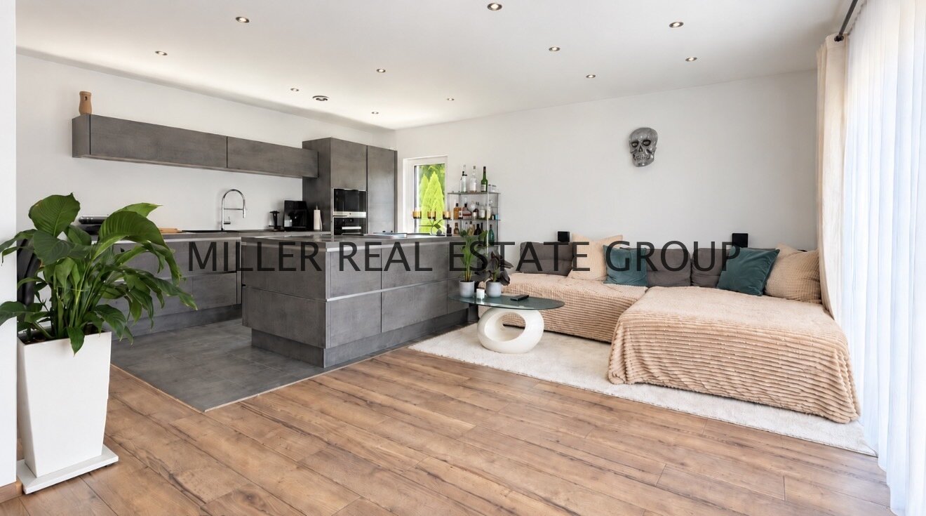 Modernes Einfamilienhaus mit Einliegerwohnung in Riedenburg-Haidhof – ca. 198 m², Smart Home & viel Privatsphäre!