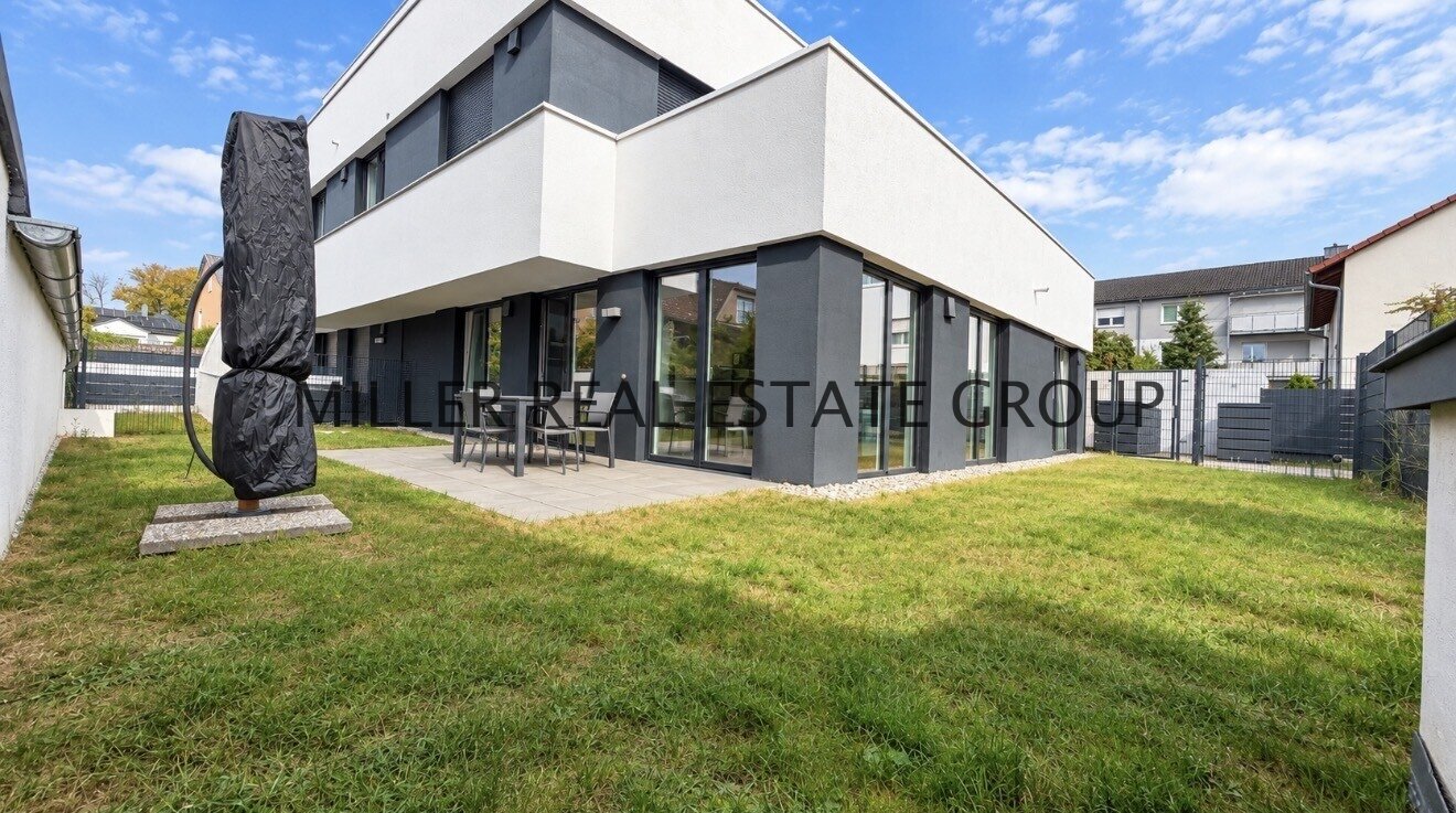 NEUWERTIGE 3-ZIMMER-GARTENWOHNUNG IN INGOLSTADT-HAUNWÖHR – 79,49 m² PRIVATGARTEN, TERRASSE & 2 TIEFGARAGENSTELLPLÄTZE!