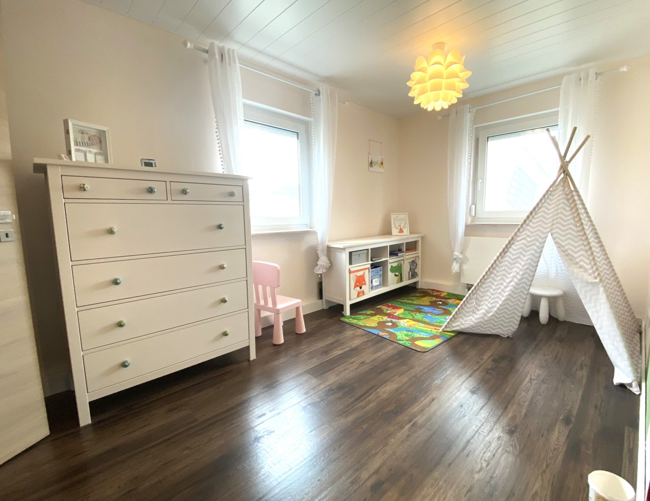 Hier erfüllen sich Wohnträume – Großzügiges Familienparadies!