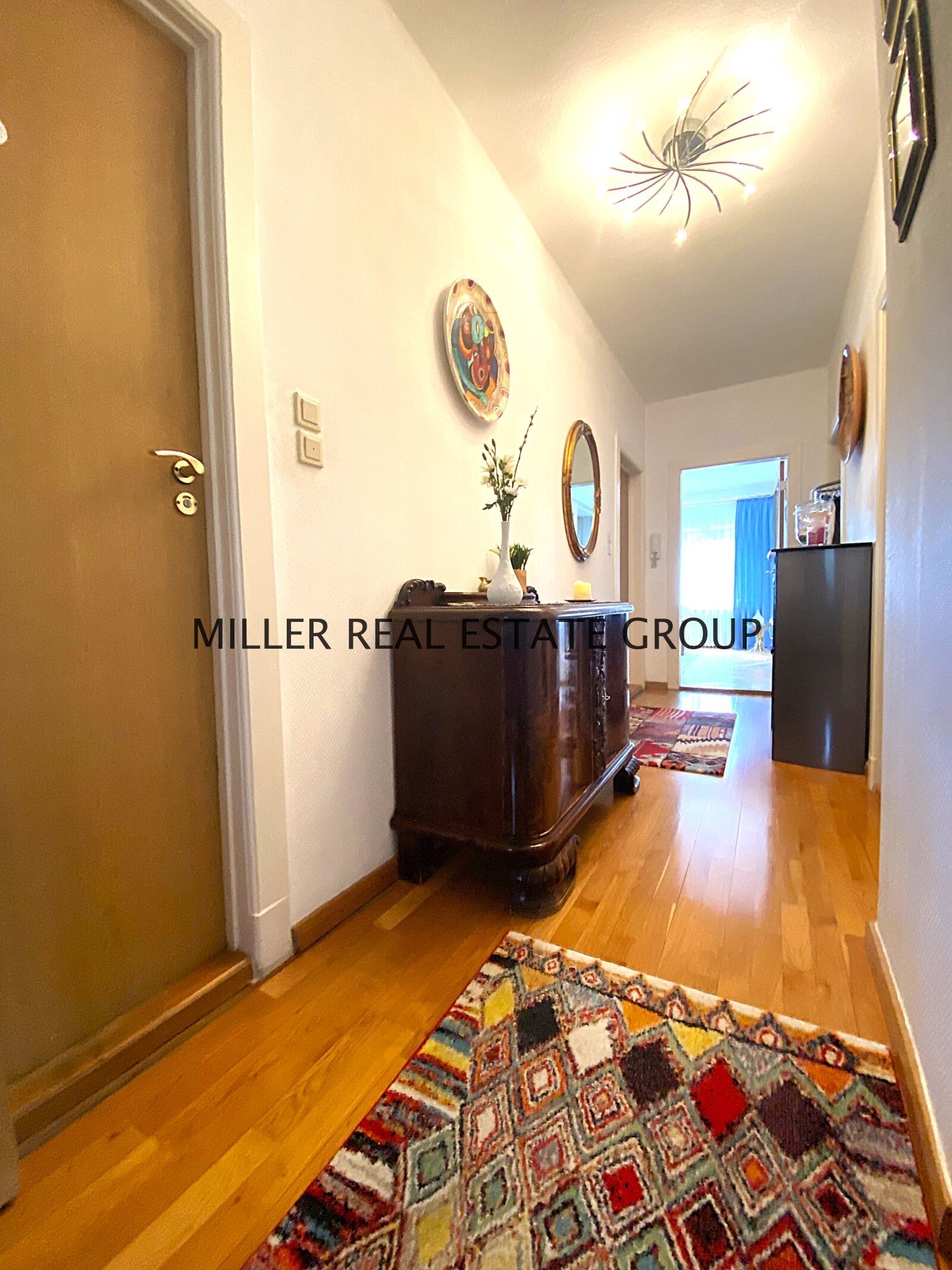 Ein Traum für die ganze Familie: Exklusive Mehrgenerationenhaus in einzigartiger Lage!