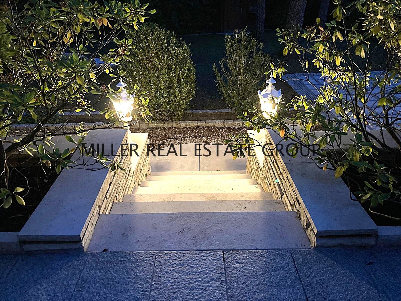 Ein Traum für die ganze Familie: Exklusive Mehrgenerationenhaus in einzigartiger Lage!