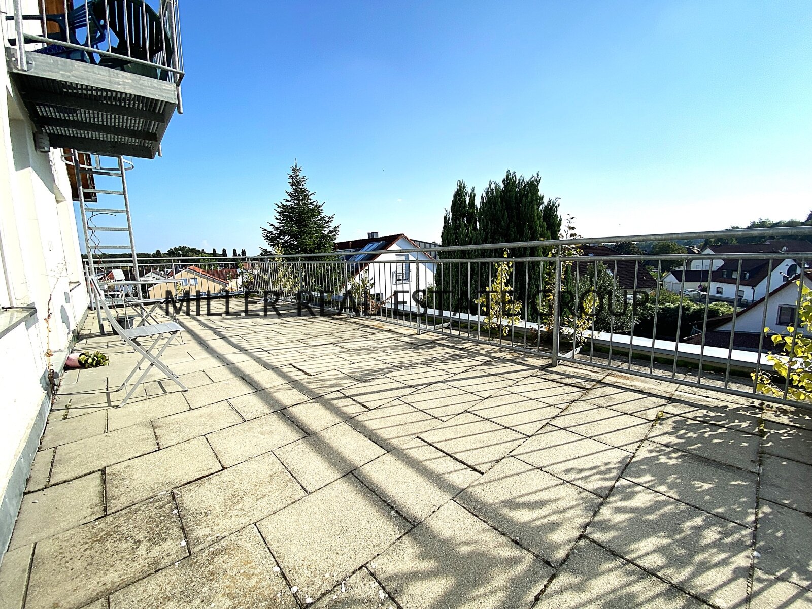 Exquisites Mehrfamilienhaus mit 4-Parteien in Bevorzugter Lage – Ideal für Investoren!!