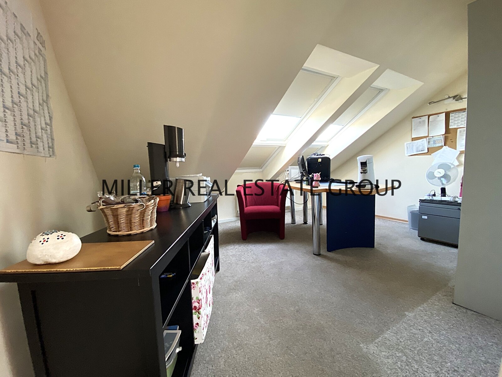 Exquisites Mehrfamilienhaus mit 4-Parteien in Bevorzugter Lage – Ideal für Investoren!!