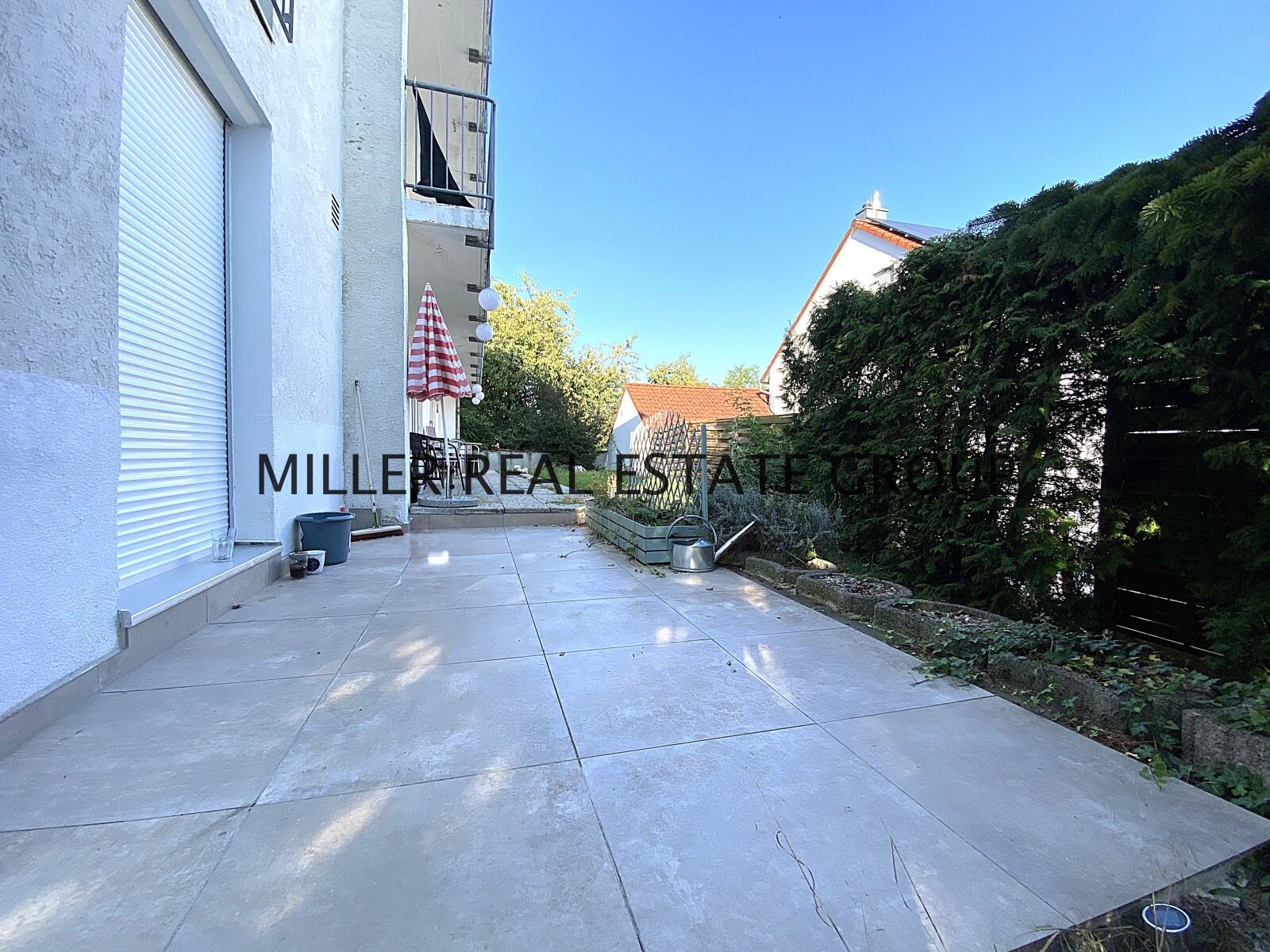 Exquisites Mehrfamilienhaus mit 4-Parteien in Bevorzugter Lage – Ideal für Investoren!!