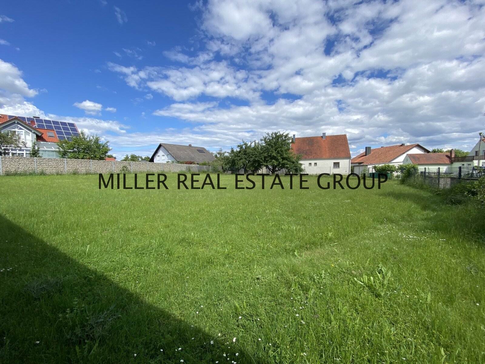 *** Grundstück in exzellenter Lage von Hitzhofen ***