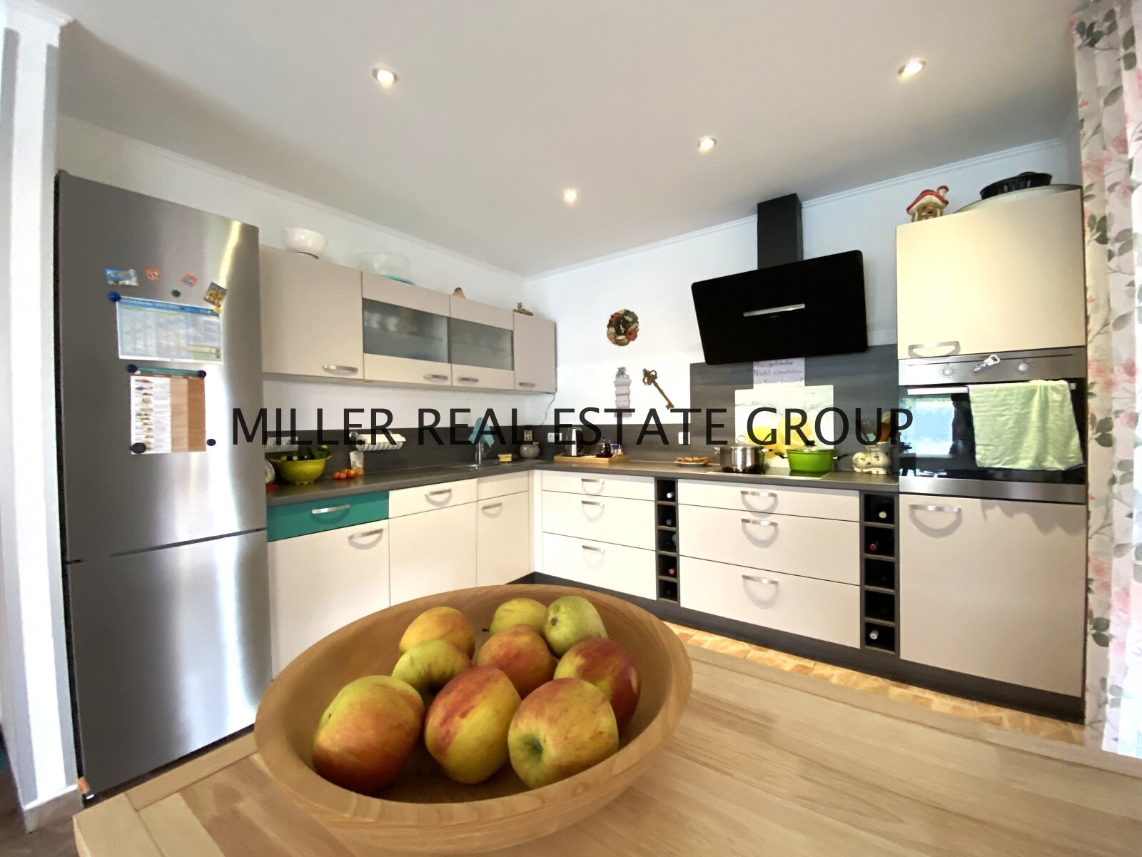 *** Eleganter Bungalow – Ihr Traumhaus in ruhiger Lage ***