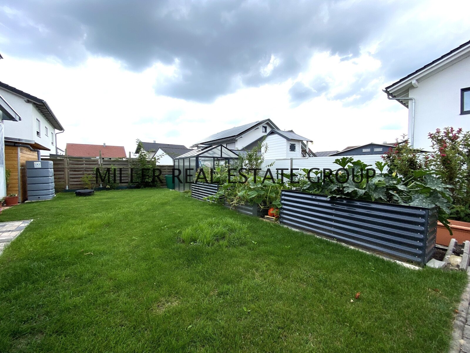 *** Eleganter Bungalow – Ihr Traumhaus in ruhiger Lage ***