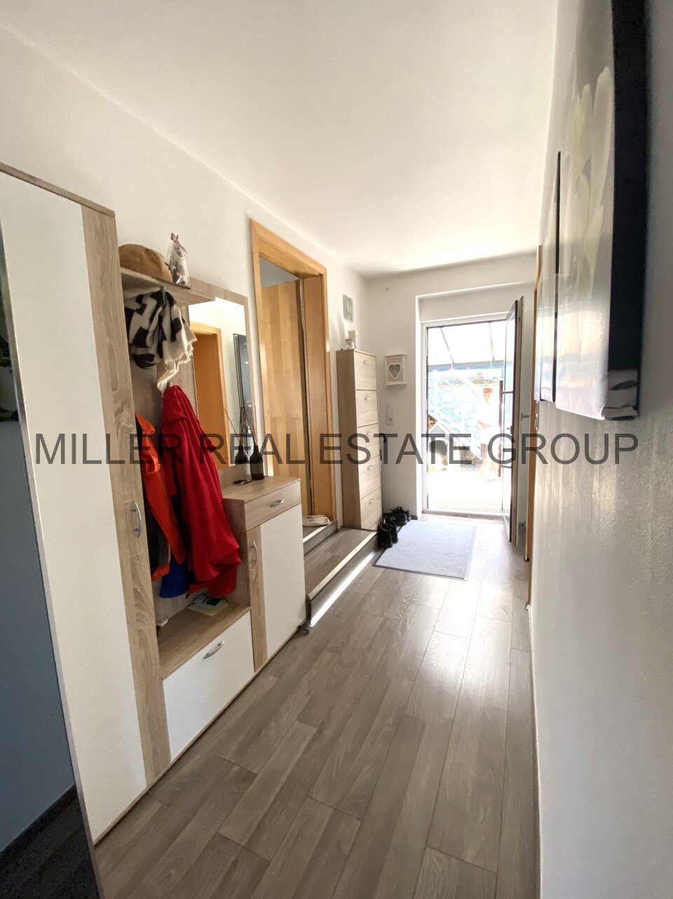 ** Zweifamilienhaus in idylisch ruhiger Lage im Altmühltal **