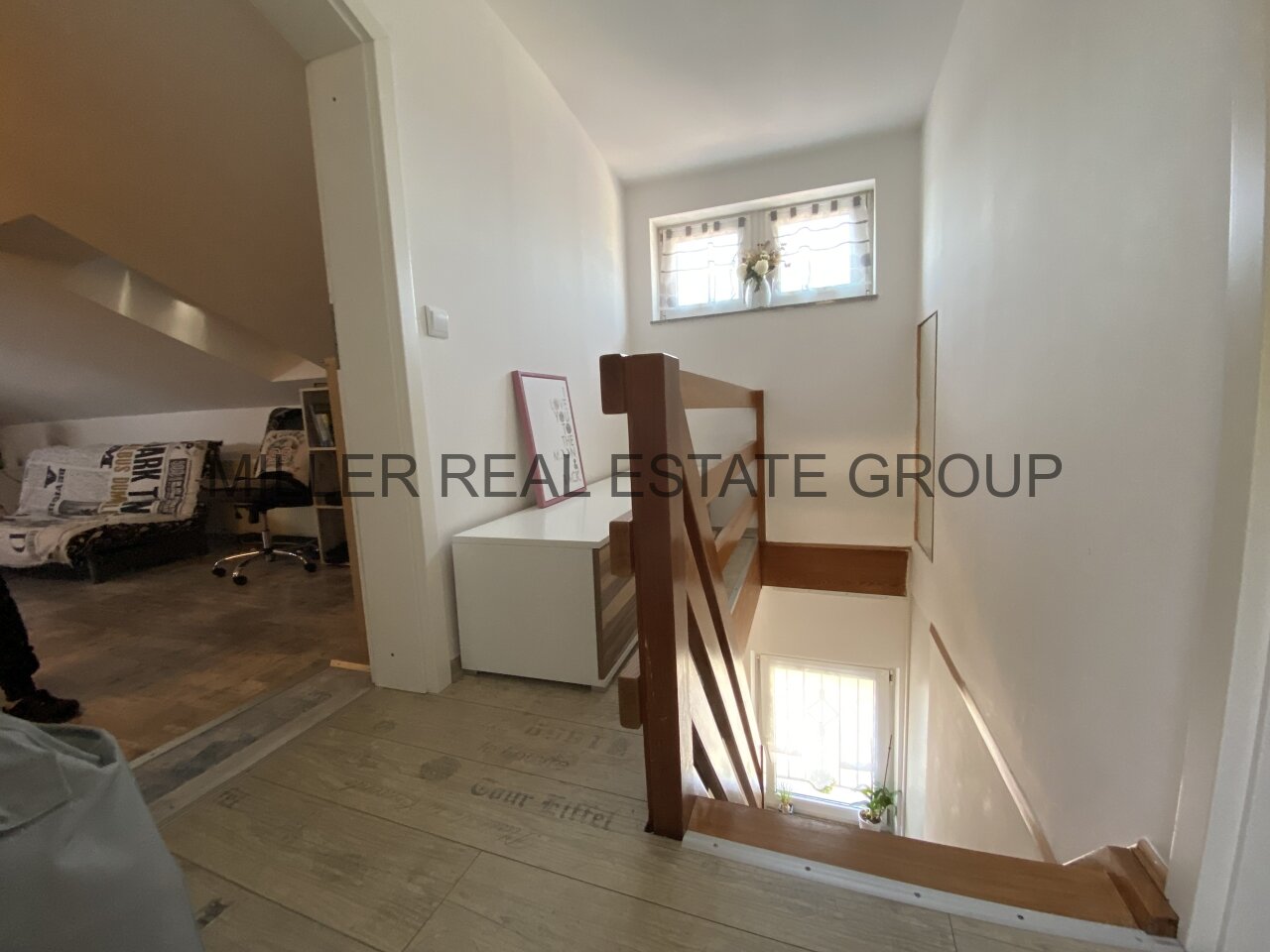 ** Zweifamilienhaus in idylisch ruhiger Lage im Altmühltal **