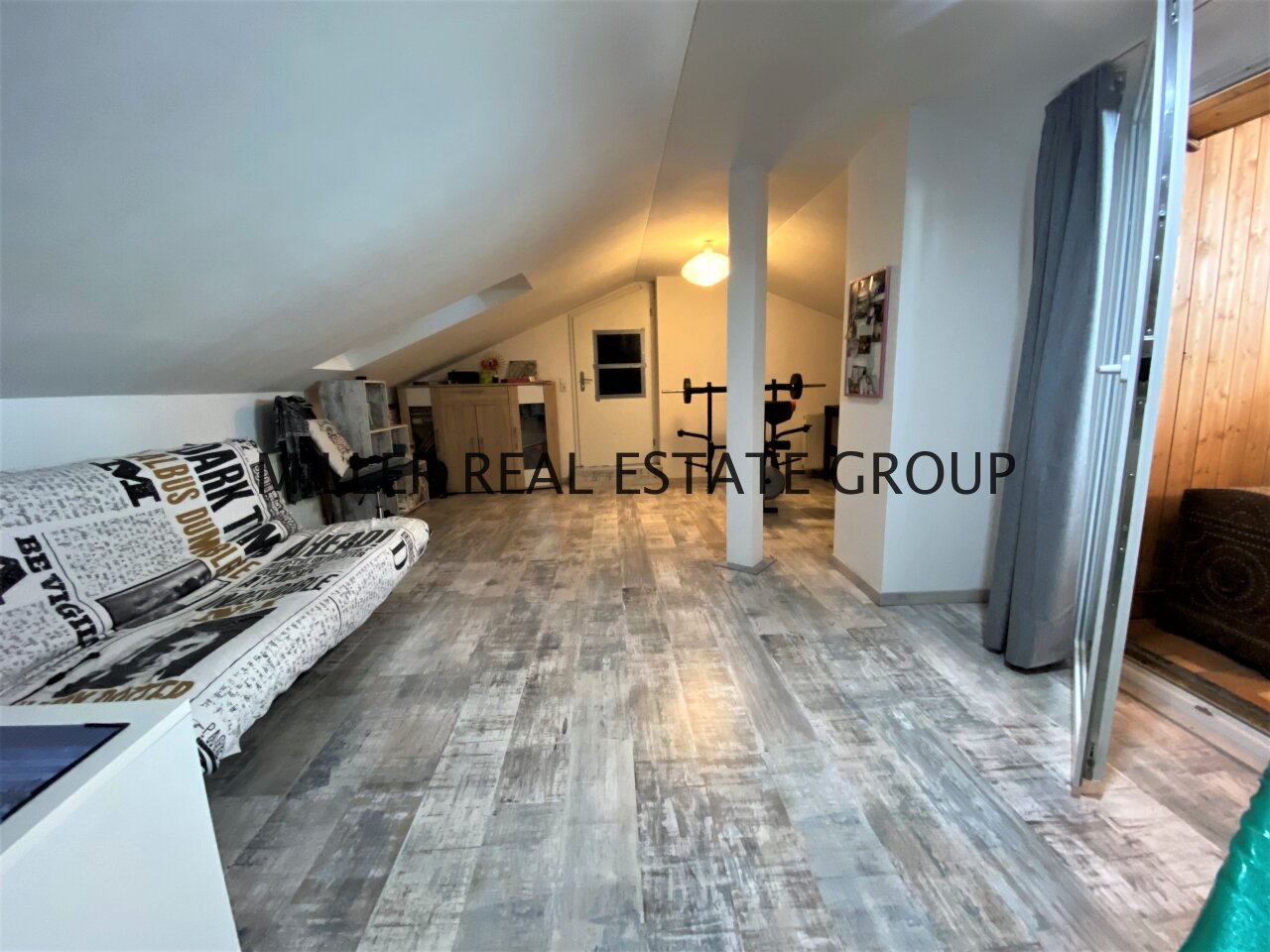 ** Zweifamilienhaus in idylisch ruhiger Lage im Altmühltal **