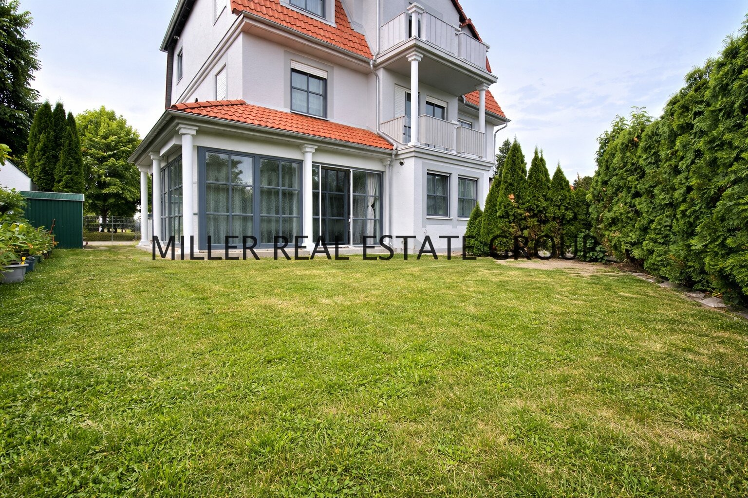 Exklusive Terrassenwohnung mit großem Garten & Einliegerwohnung – Ingolstadt zentrumsnah!