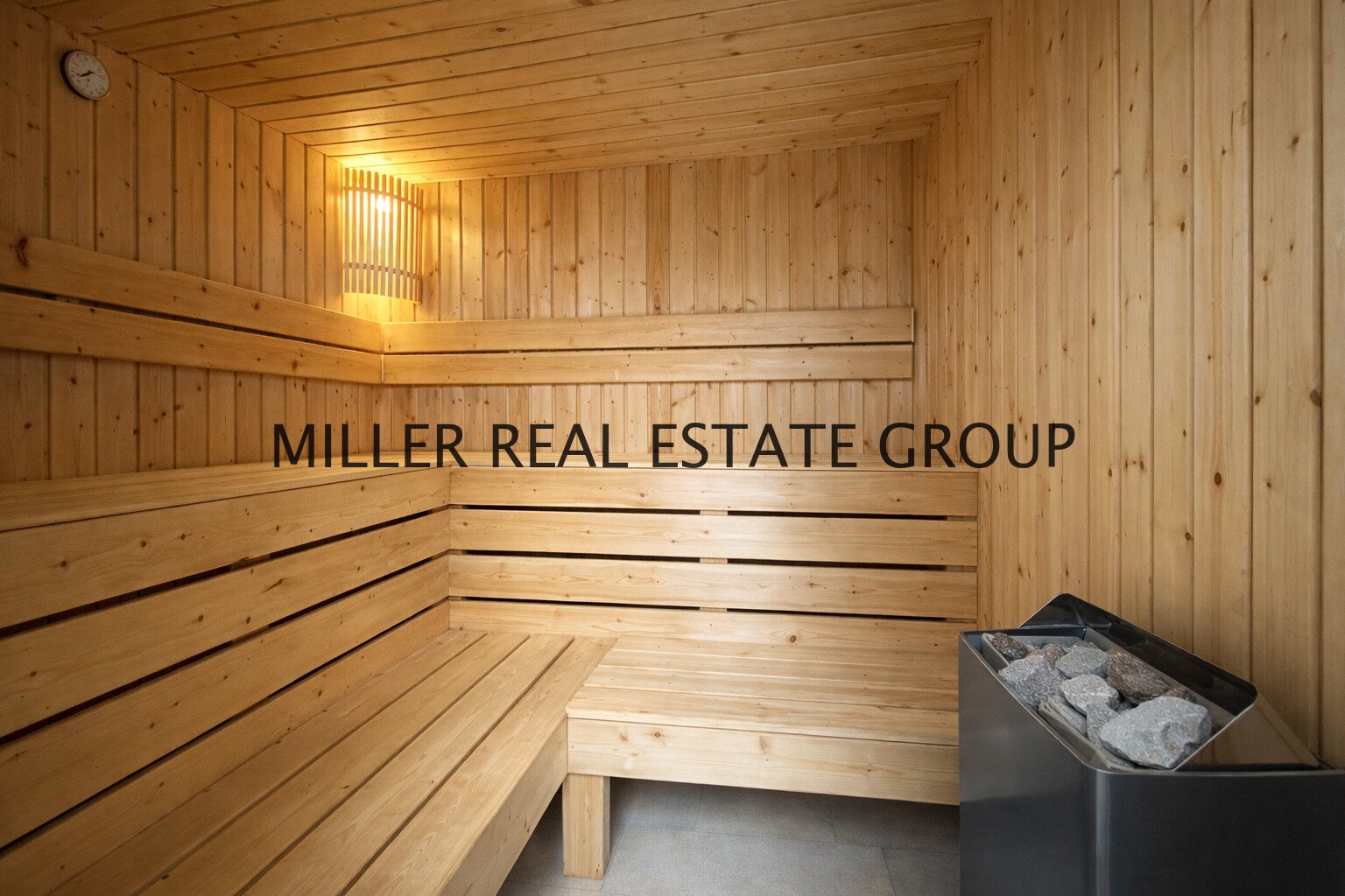 Moderner Familientraum mit Garten, Photovoltaik, Kamin & Doppelgarage in ruhiger Lage von Ingolstadt!