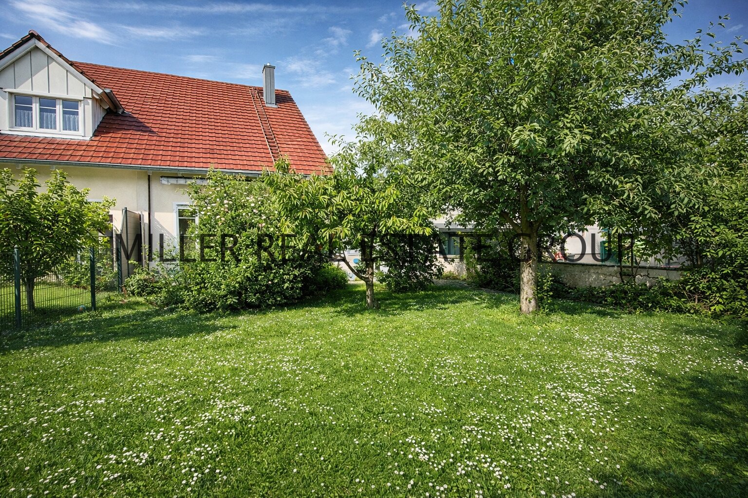 Exklusive Doppelhaus-Immobilie in Großmehring bei Ingolstadt – 223 m² Wohnfläche auf 723 m² Grundstück | Zwei Einheiten – seltene Gelegenheit!