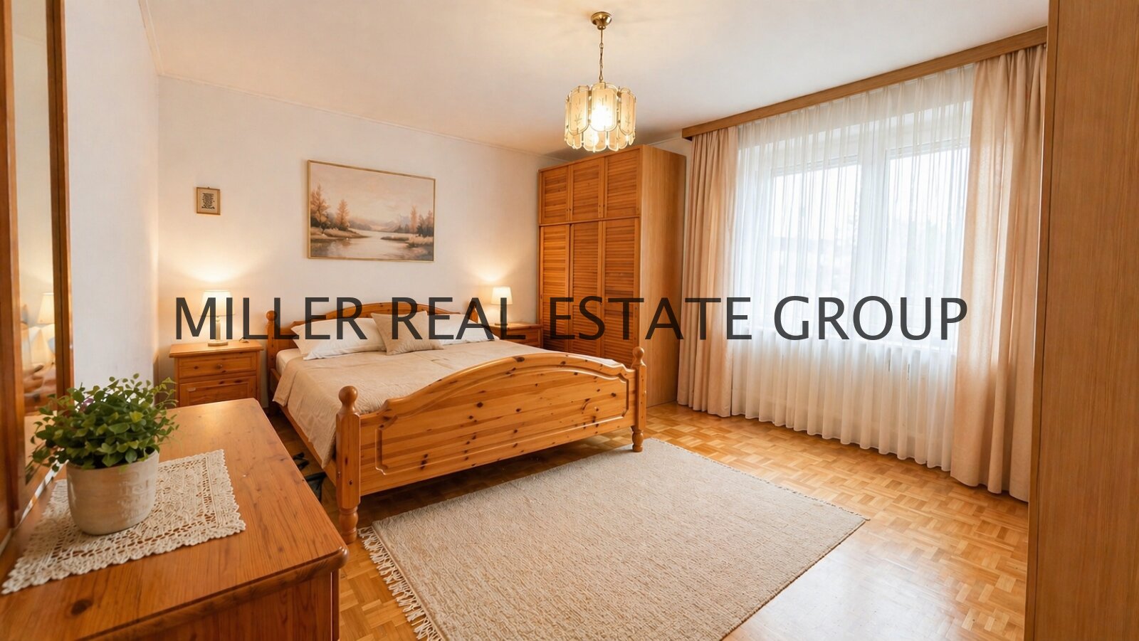 Seltene Gelegenheit in Ingolstadt-Unterhaunstadt: Bungalow mit 527 m² Grundstück, Doppelgarage, Vollkeller & ausbaufähigem Dachboden!