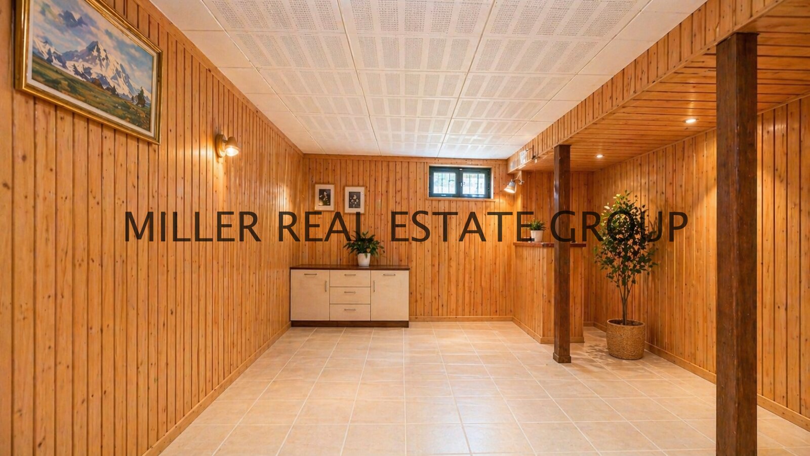 Seltene Gelegenheit in Ingolstadt-Unterhaunstadt: Bungalow mit 527 m² Grundstück, Doppelgarage, Vollkeller & ausbaufähigem Dachboden!