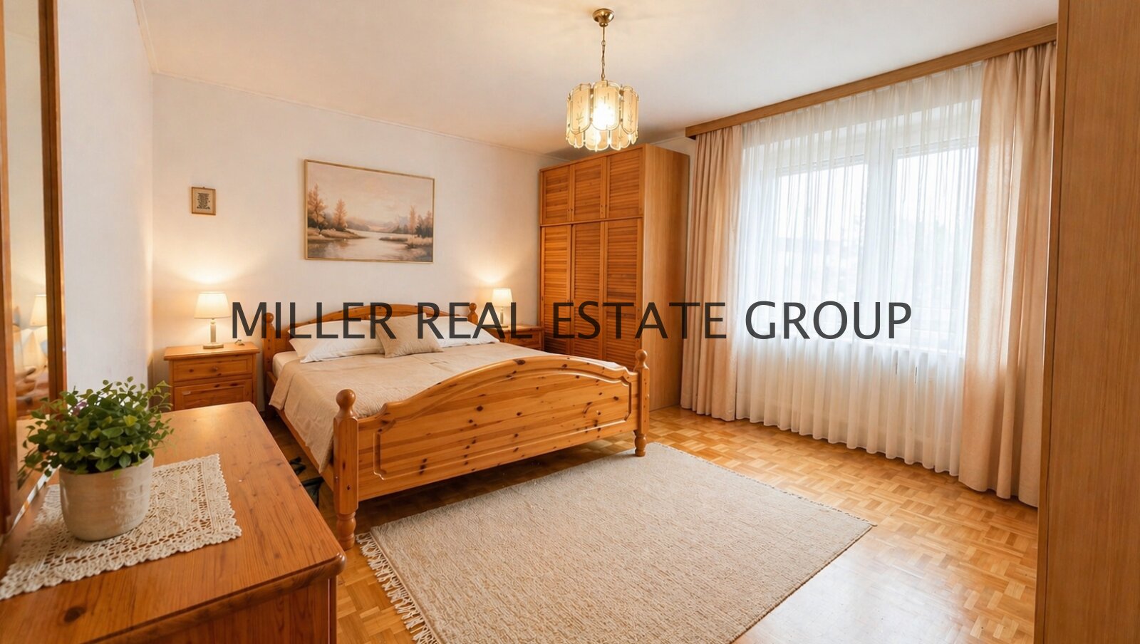 Seltene Gelegenheit in Ingolstadt-Unterhaunstadt: Bungalow mit 527 m² Grundstück, Doppelgarage, Vollkeller & ausbaufähigem Dachboden!