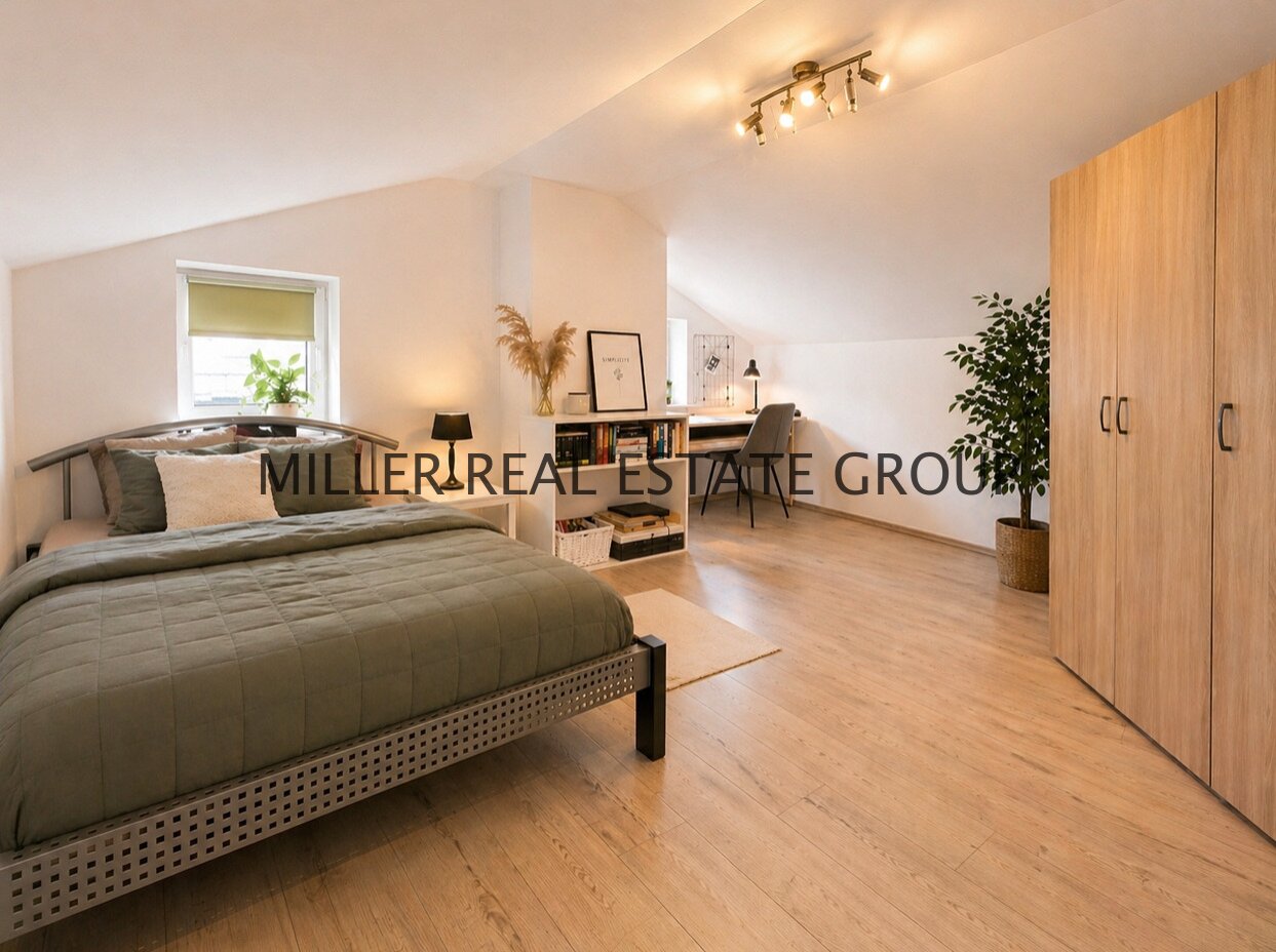 Zweifamilienhaus in Altmannstein: 2 Wohneinheiten, Terrassen, Garten & starkes Potenzial!