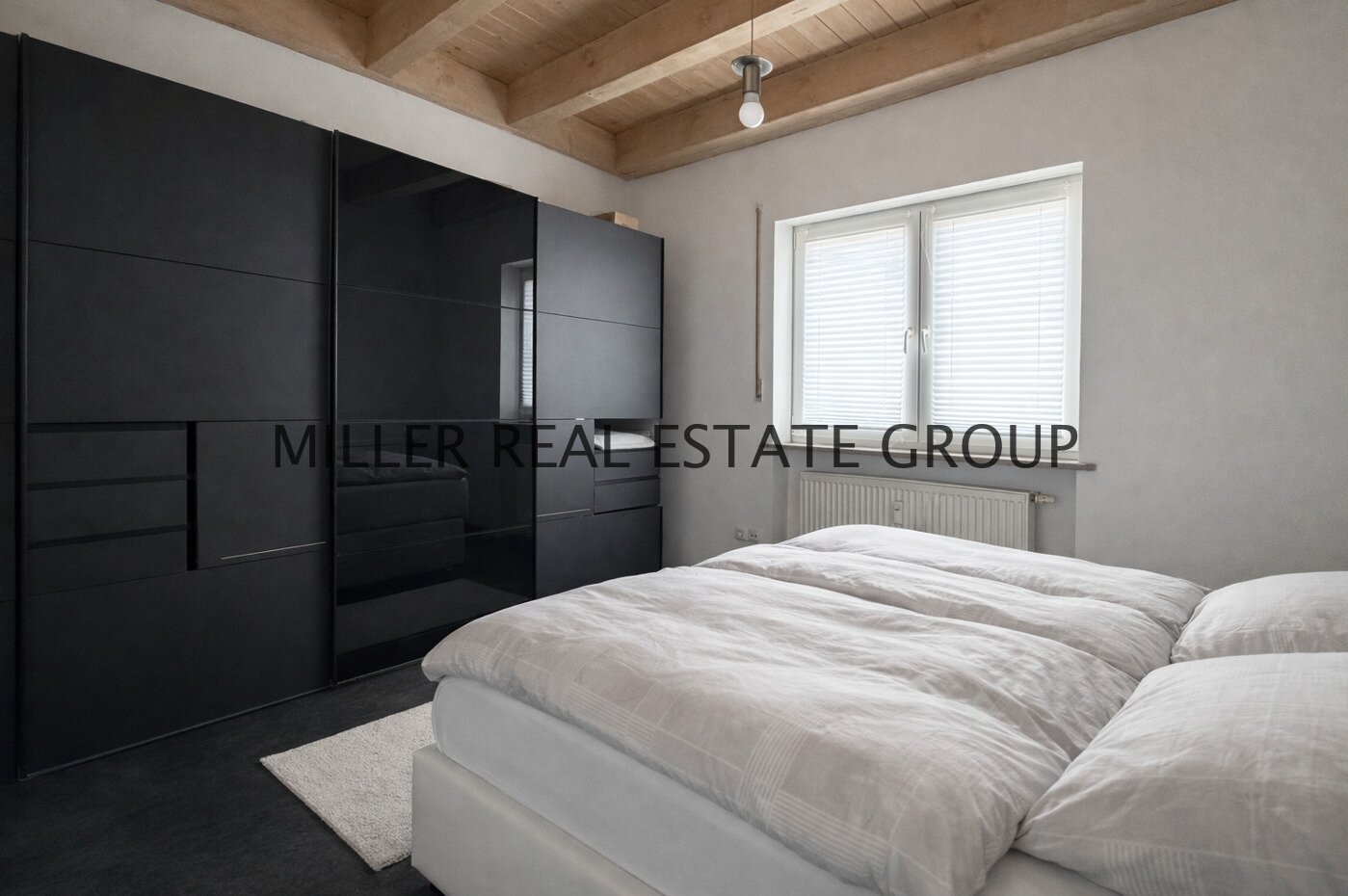 Exklusive Maisonette-Wohnung mit 5 Zimmern, Balkon und zwei Stellplätzen in begehrter Lage von Kösching bei Ingolstadt!