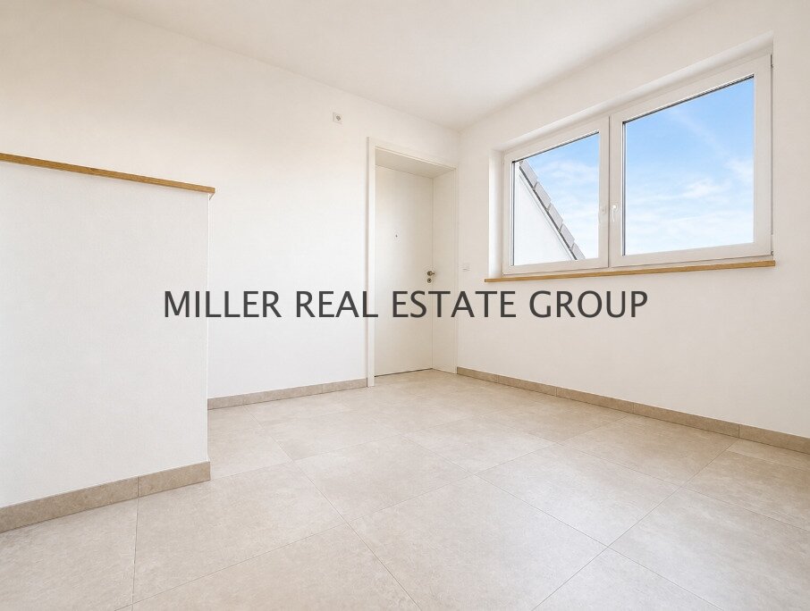 Exklusive Neubau-Dachgeschosswohnung in Ingolstadt-Unterhaunstadt – 116 m², 2 Einheiten, KfW 55, ideal für Eigennutzer & Kapitalanleger!