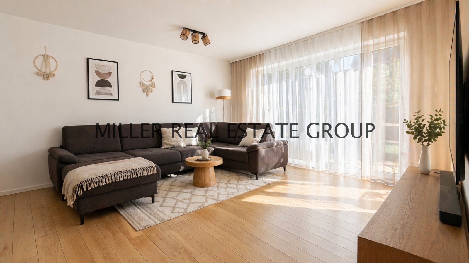 Exklusive Doppelhaus-Immobilie in Großmehring bei Ingolstadt – 223 m² Wohnfläche auf 723 m² Grundstück | Zwei Einheiten – seltene Gelegenheit!