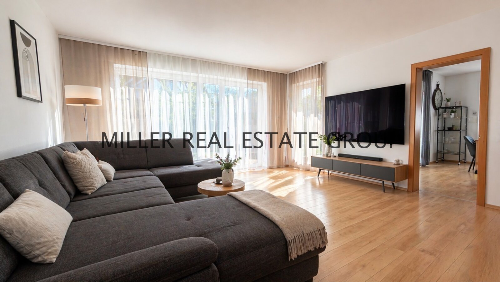 Exklusive Doppelhaus-Immobilie in Großmehring bei Ingolstadt – 223 m² Wohnfläche auf 723 m² Grundstück | Zwei Einheiten – seltene Gelegenheit!