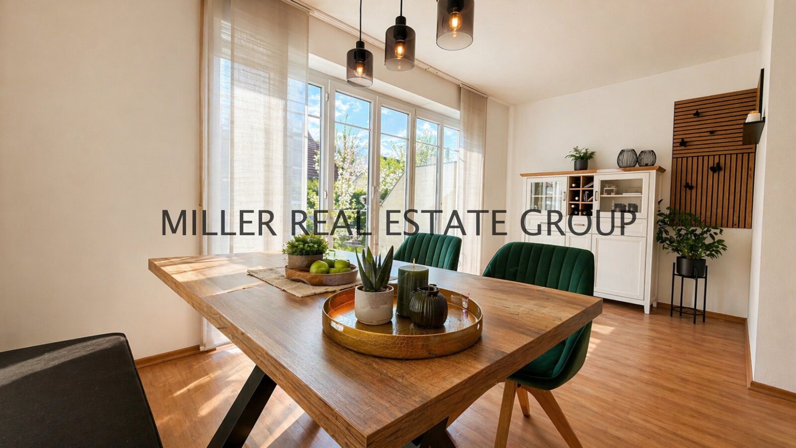 Exklusive Doppelhaus-Immobilie in Großmehring bei Ingolstadt – 223 m² Wohnfläche auf 723 m² Grundstück | Zwei Einheiten – seltene Gelegenheit!