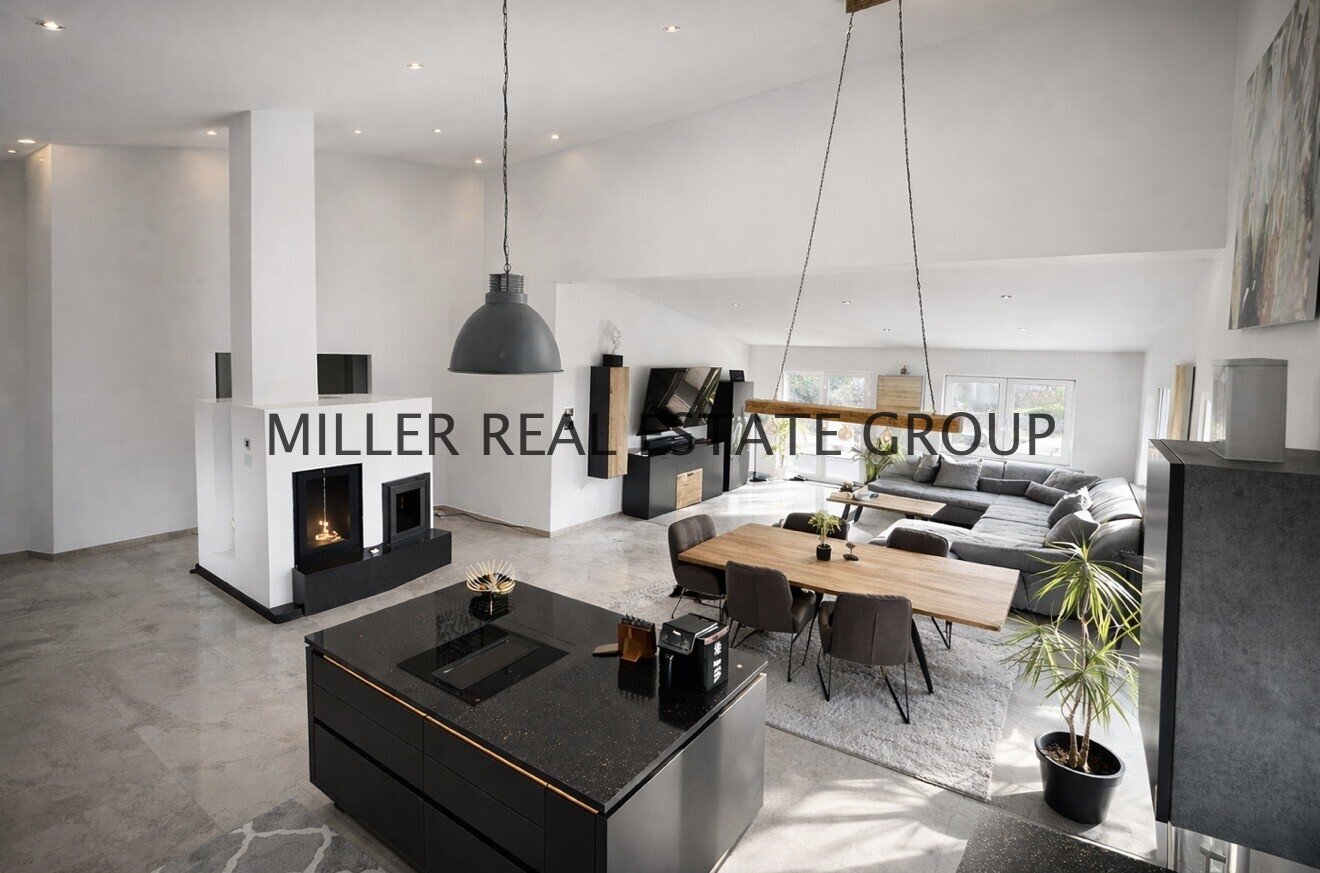 offener Wohn-Ess-Küchenbereich offener Wohn-Ess-Küchenbereich