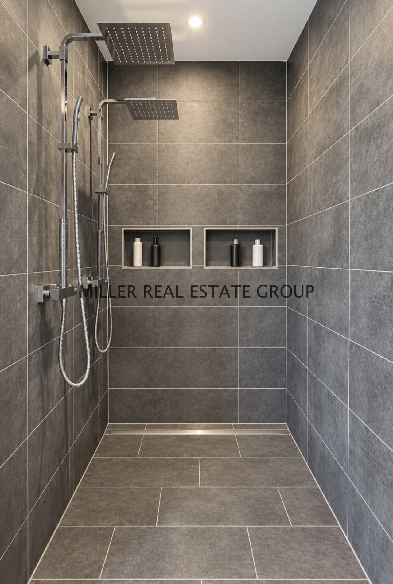 Badezimmer, Hauptwohnung Badezimmer, Hauptwohnung