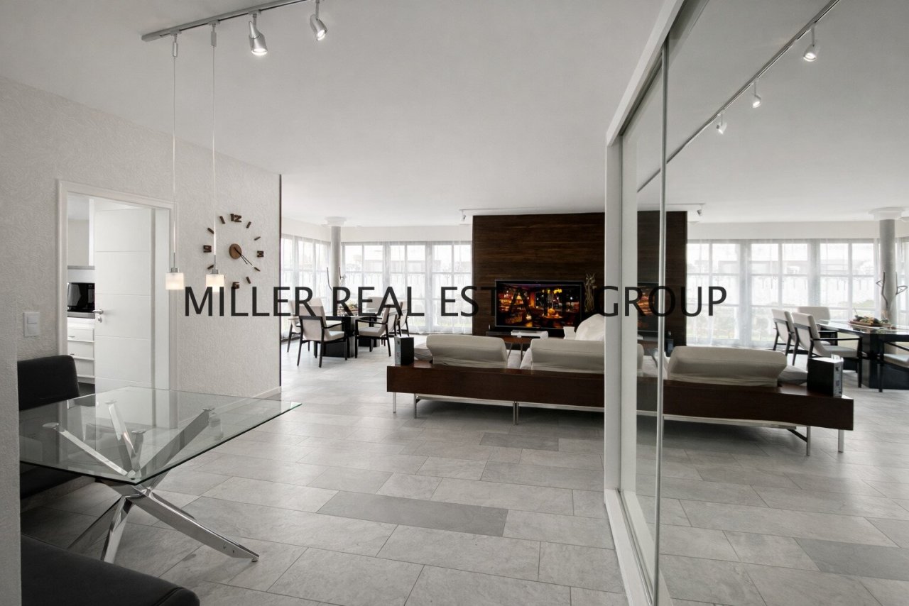 Wohn-Essbereich Wohn-Essbereich